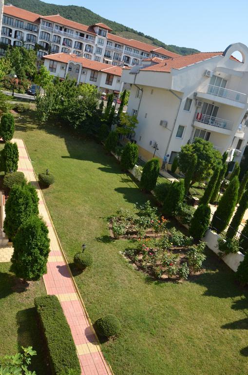 Apartments In Complex Chateau Nessebar Sveti Vlas Ngoại thất bức ảnh