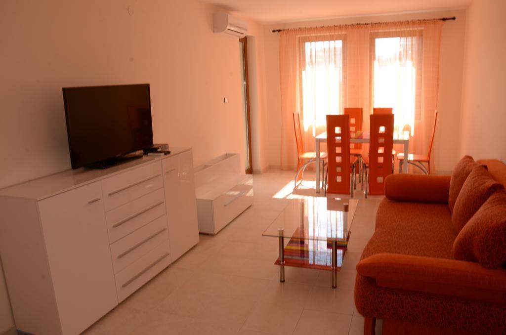 Apartments In Complex Chateau Nessebar Sveti Vlas Ngoại thất bức ảnh