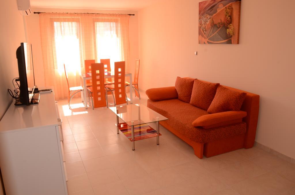 Apartments In Complex Chateau Nessebar Sveti Vlas Ngoại thất bức ảnh